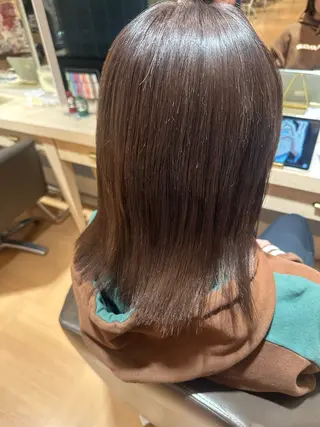 ミディアム カラー コタロウ🐯 大通り 美容室のヘアスタイル