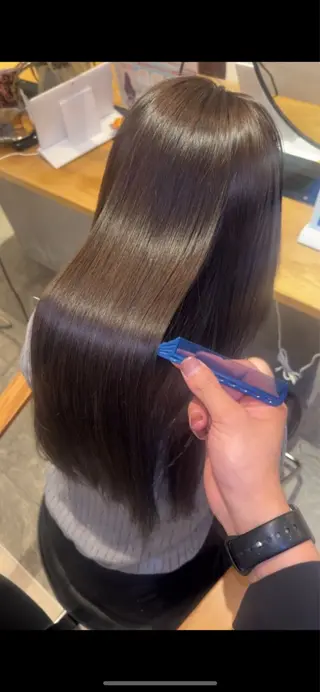 サラツヤ縮毛 矯正✨meguのヘアスタイル