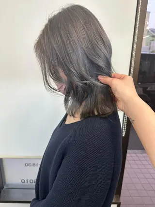 ショート カラー peg.hair所属・ブリーチカラー🫧 森　凪沙のヘアスタイル