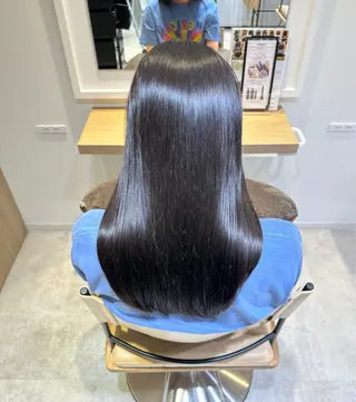 ロング 川崎 智優のヘアスタイル