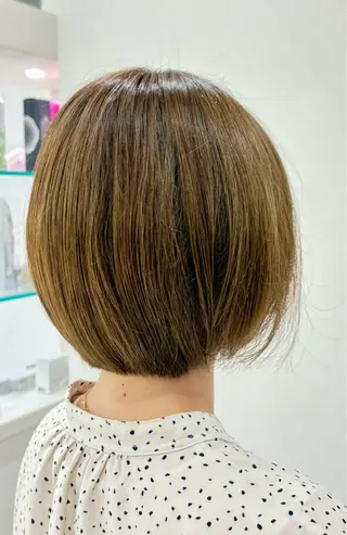 ショート イシカワ ユウタのヘアスタイル