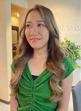 ロング 宮本 いぶきのヘアスタイル