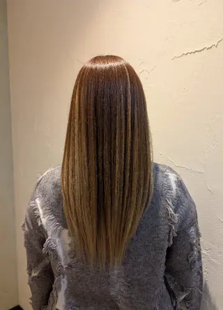 カラー 吉田 彩のヘアスタイル