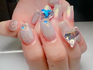 ネイル Nail Salon L'arc所属・💊大阪/心斎橋 moni🧠のネイルデザイン