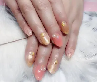 ネイル マジックミラー所属・マジック ミラーのネイルデザイン