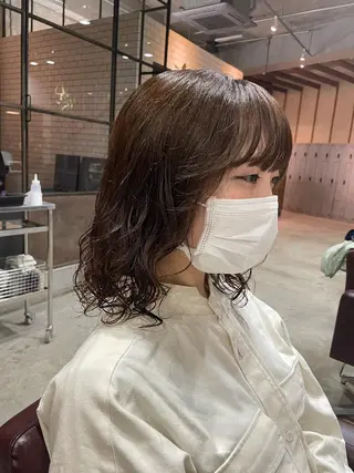 ミディアム パーマ 高橋 りかのヘアスタイル