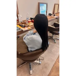 カラー 阿部 美咲のヘアスタイル