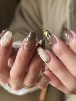 ネイル talo .のネイルデザイン