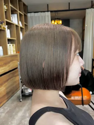 ミディアム ﾔﾏｼﾀ ﾘﾘのヘアスタイル