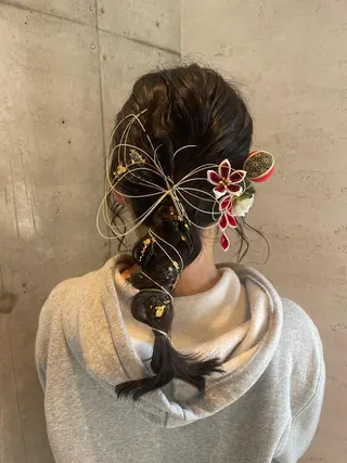 ロング ヘアアレンジ 女性に人気♪ はやしほのかのヘアスタイル