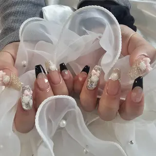 ネイル ミーネイル心斎橋 ☆NATSUKI☆のネイルデザイン