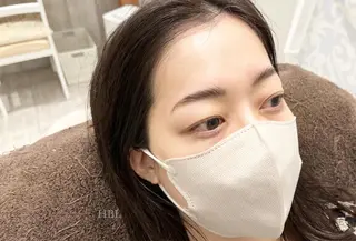 マツエク・マツパ Cheri所属・きし かりんの眉毛・アイブロウイメージ