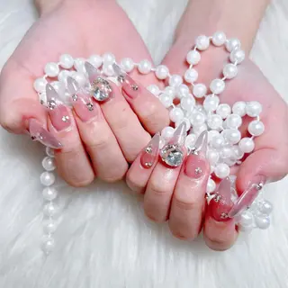 ネイル 🎀まゆ 🪽🐾のネイルデザイン