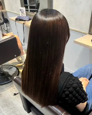 ロング Lutia池袋 石崎万里奈のヘアスタイル