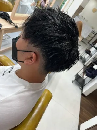 パーマ メンズ 峯 渉人のヘアスタイル