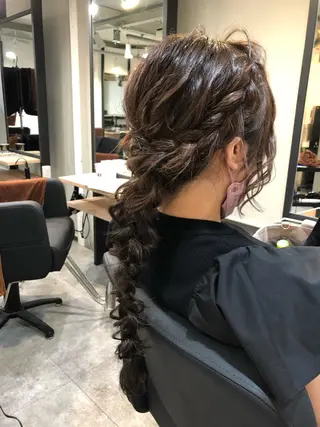 ロング ヘアアレンジ 下妻 カラーエクステ難波のヘアスタイル