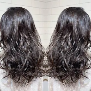 ミディアム カラー ヘアアレンジ 髪質改善×ハイトーン 中田啄也のヘアスタイル