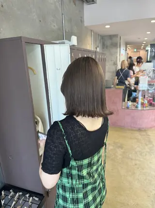 ミディアム 森田遥奈/透明感カラ ー/似合わせカットのヘアスタイル