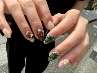 ネイル LAVISH nail salonのネイルデザイン