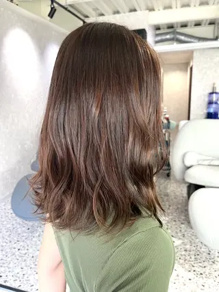 ミディアム 池田 真衣のヘアスタイル