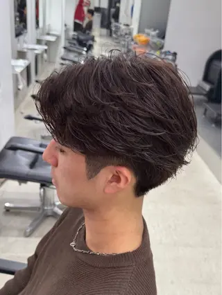 パーマ メンズ 深谷 侑亮のヘアスタイル