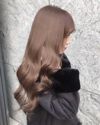 ロング RAISE by_WHITEのヘアスタイル