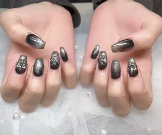 ネイル NiNa ビューティーサロン所属・Ni Naのネイルデザイン