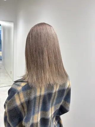 ミディアム Iris by artina 武蔵小杉店【イリス バイ アルティナ】所属・🎼レイヤー/顔周り カット/nene♬のヘアスタイル