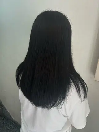 セミロング カラー 志賀 菜妃のヘアスタイル