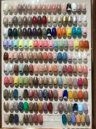 ネイル クレアラルーチェ 天神のネイルデザイン