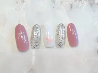 ネイル 渡邉 真衣のネイルデザイン