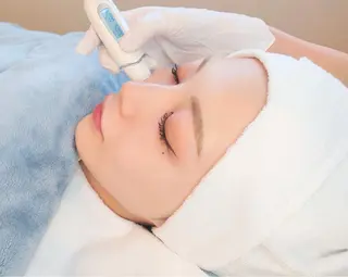 夏秋美肌サロン所属・毛穴改善フェイシャル 夏秋美肌サロンのエステ・リラクイメージ