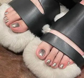 ネイル ishiro 🍂のネイルデザイン