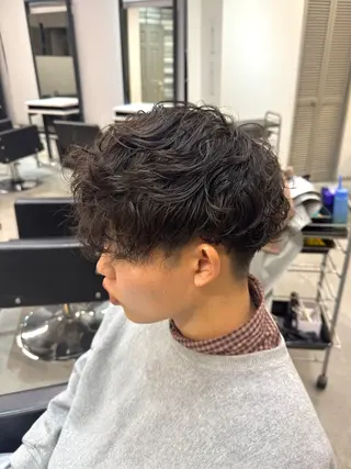 メンズ はしもと じんのヘアスタイル