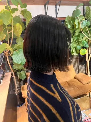ミディアム 似合わせカット✂︎ 艶カラー･*:湊七海のヘアスタイル