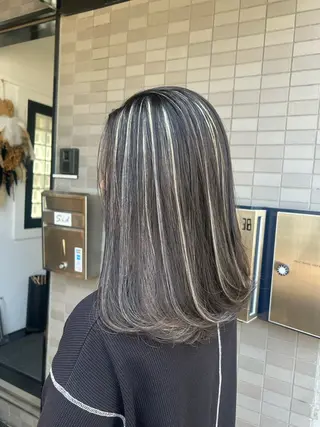 ロング カラー 表参道/ハイライト バレイヤージュのヘアスタイル