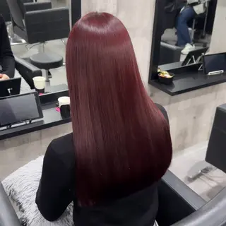 ロング カラー _WHITE +南海難波所属・YUMI YUMIのヘアスタイル