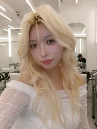 ロング カラー 透明感カラー✨🩵 韓国ヘアkanatoのヘアスタイル