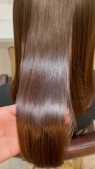 セミロング 【髪質改善　艶髪】 布川　莉穂のヘアスタイル