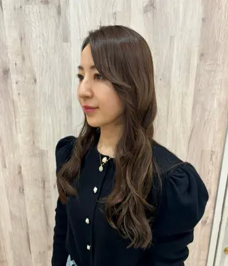 ロング 竹村 恵功代のヘアスタイル