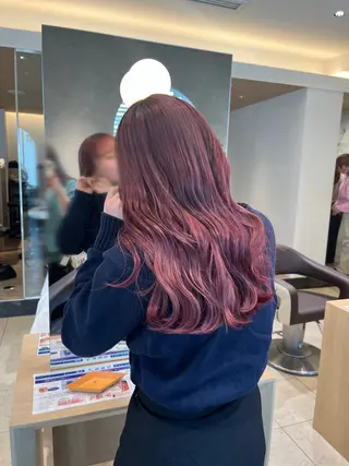 ロング 山田 梨乃のヘアスタイル