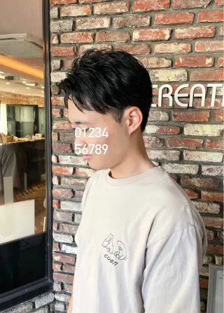 メンズ ショート 顔周りレイヤー/マオのヘアスタイル