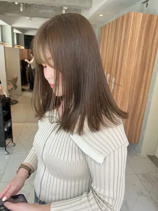 セミロング カラー れんか/レイヤー/メ ンズ/ベージュ/艶髪のヘアスタイル