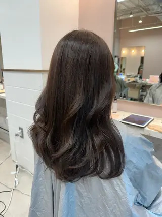 ロング ガレリアエレガンテ　サカエテン所属・田中俊　縮毛矯正 髪質改善のヘアスタイル