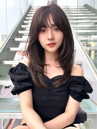 ミディアム GLROW 大宮のヘアスタイル