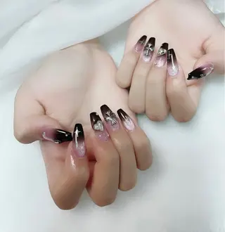 ネイル Amina nail salonのネイルデザイン