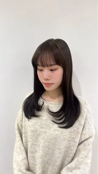ロング カラー なかの ももかのヘアスタイル