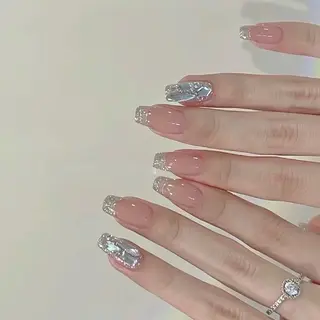 ネイル W Vivienのネイルデザイン