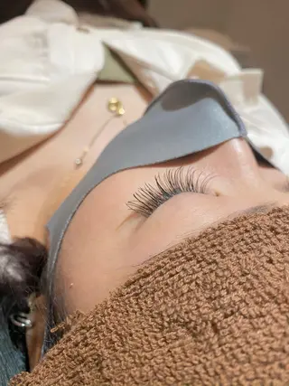 マツエク・マツパ 京都レイヤーカット/ 縮毛矯正/羽柴りくのヘアスタイル