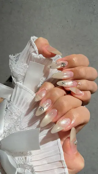 ネイル I-nailロング /ワンホン/キラキラのネイルデザイン